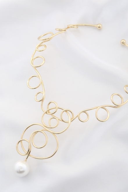 Pearl Swirl Metal Necklace Gold