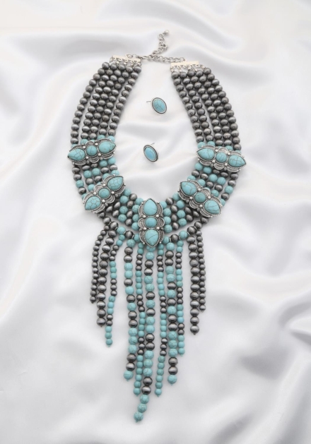 Rodeo westren beaded necklace Turquoise