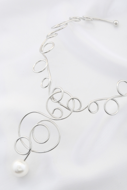 Pearl Swirl Metal Necklace Rhodium