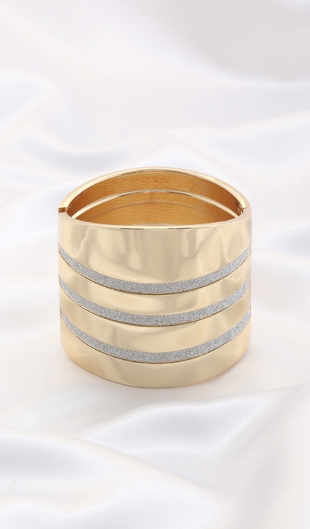 Metal Cuff Bracelet Gold