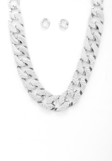Hammered Metal Curb Link Necklace And Earrings Rhodium