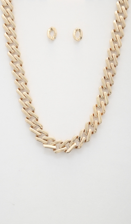 Rectangle Link Metal Necklace Gold
